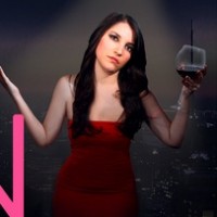 Big City Siren Lindsey Gentile with Red Wine